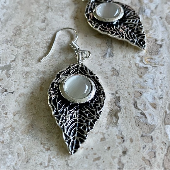 Earrings NEW handmade stamped hook dangle black silver grey stone minimalist art - Picture 2 of 6